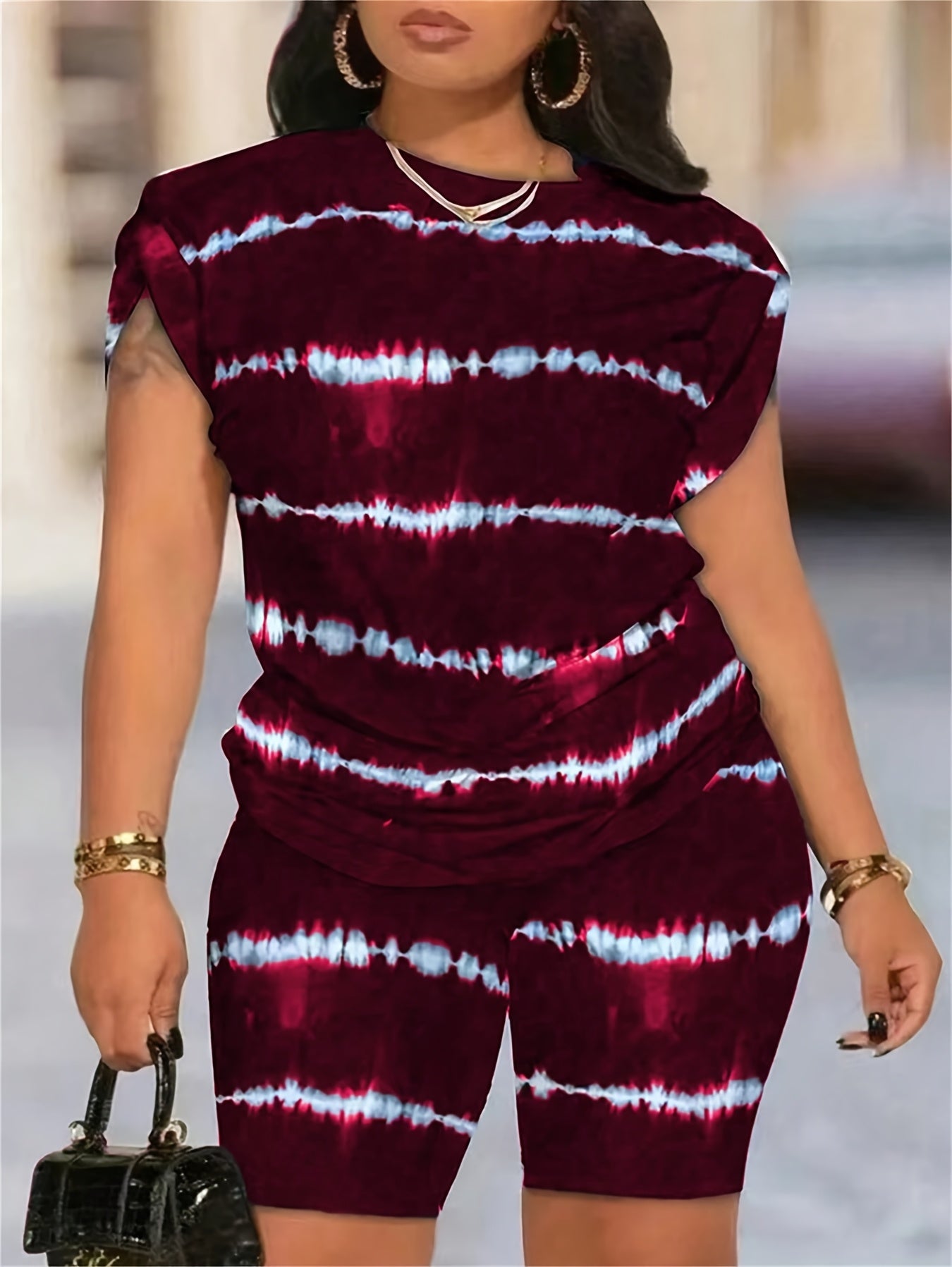 Spring/Summer Striped Crew Neck Top And Shorts Suit