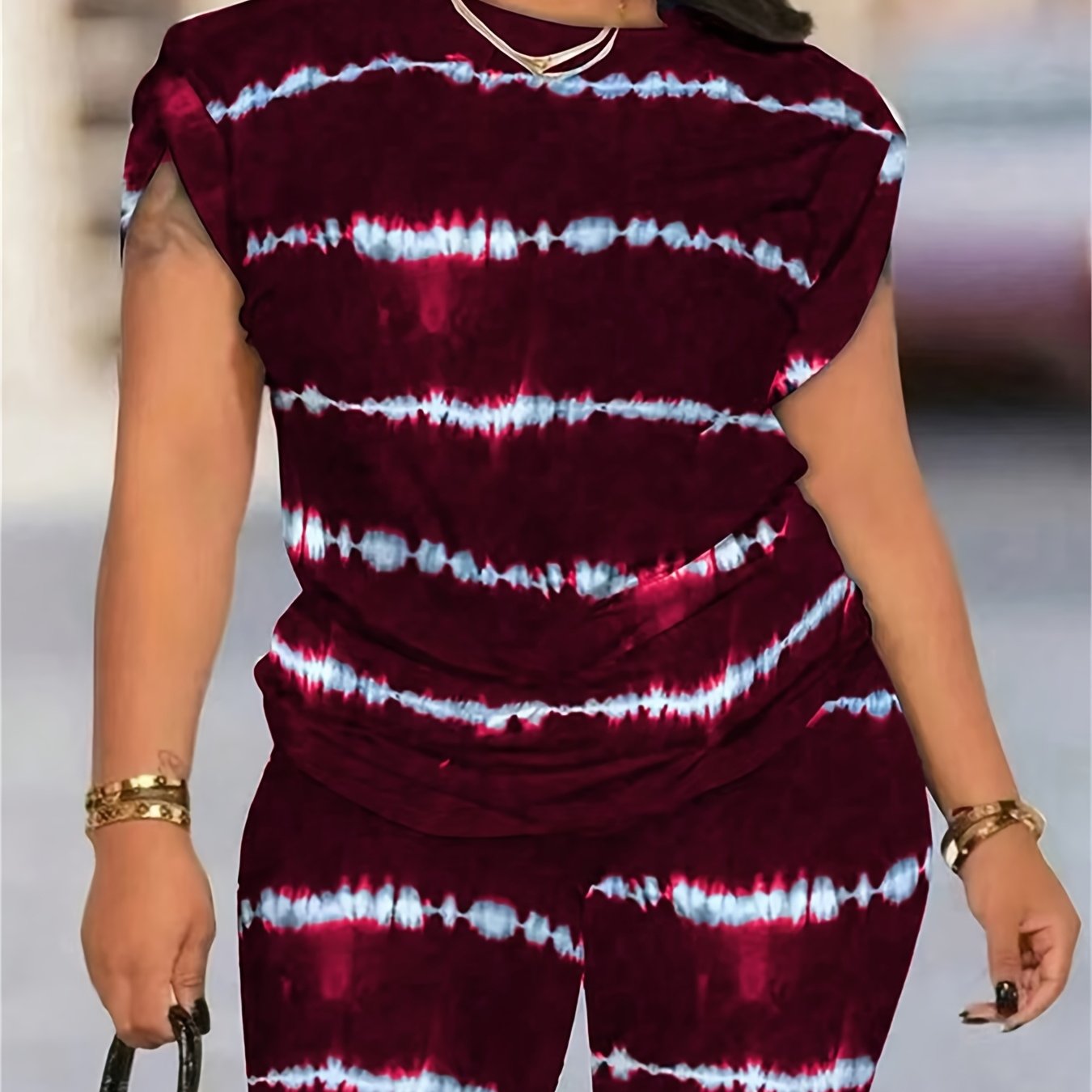 Spring/Summer Striped Crew Neck Top And Shorts Suit